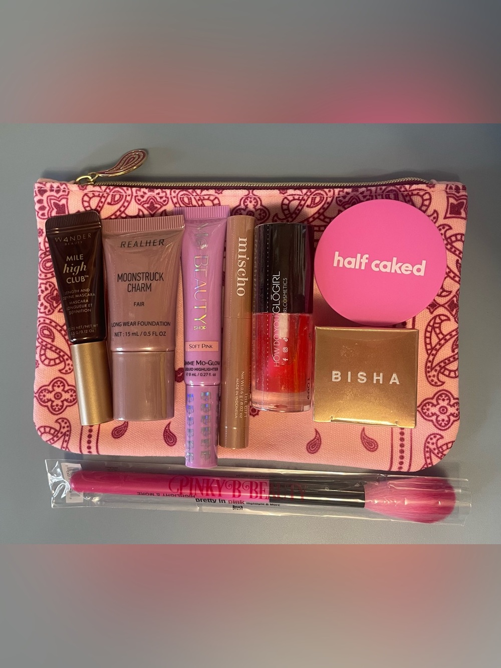🌟8 Piece makeup bundle🌟